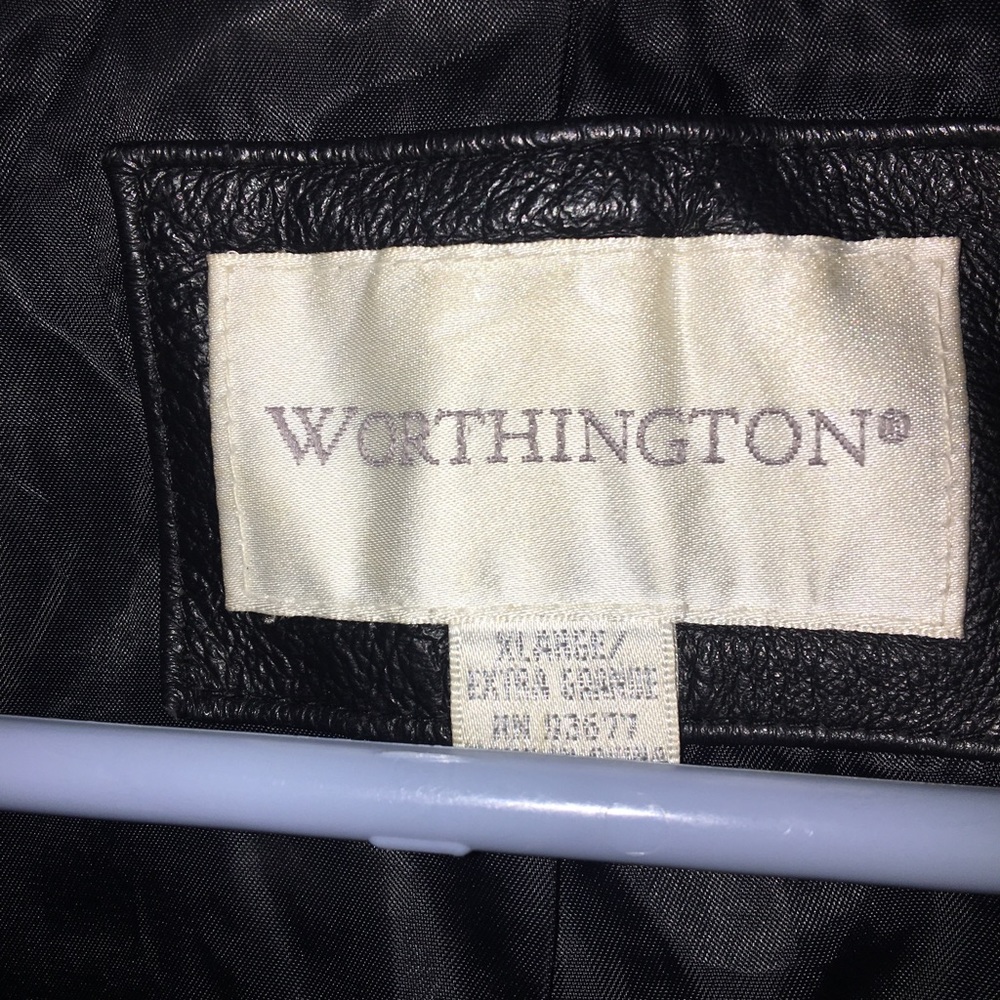 Leather jacket - Picture 2 of 3